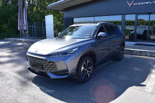 MG HS 1.5 T HEV Luxury