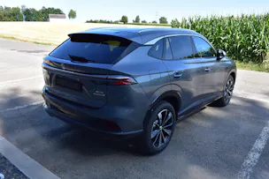 MG HS 1.5 T HEV Luxury