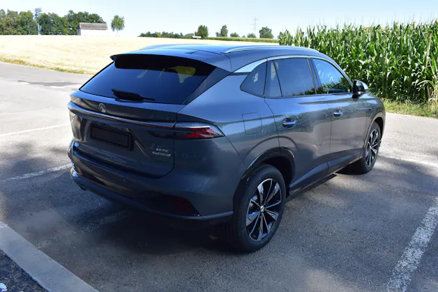 MG HS 1.5 T HEV Luxury