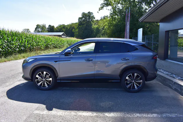 MG HS 1.5 T HEV Luxury