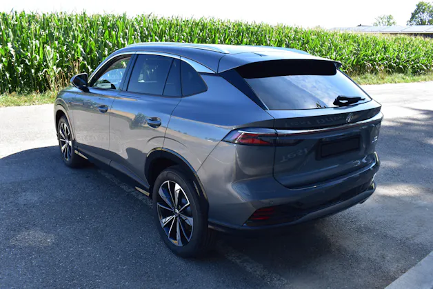 MG HS 1.5 T HEV Luxury