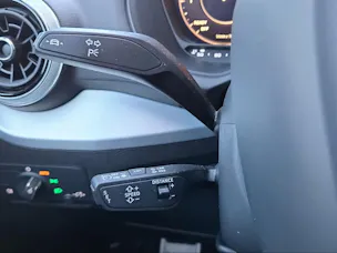 Audi Q2 40 TFSI S line Attraction quattro S-tronic Daytonagrau Perleffekt