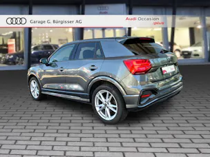 Audi Q2 40 TFSI S line Attraction quattro S-tronic Daytonagrau Perleffekt