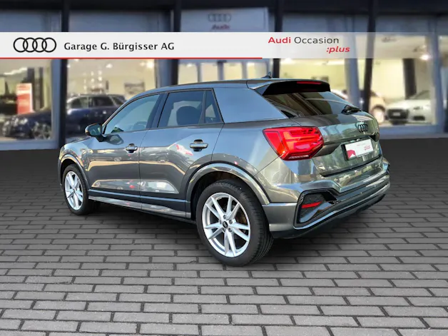 Audi Q2 40 TFSI S line Attraction quattro S-tronic Daytonagrau Perleffekt