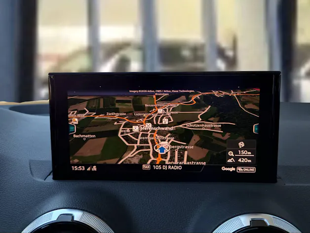 Audi Q2 40 TFSI S line Attraction quattro S-tronic Daytonagrau Perleffekt