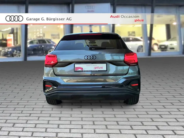 Audi Q2 40 TFSI S line Attraction quattro S-tronic Daytonagrau Perleffekt