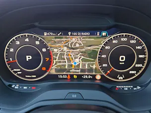 Audi Q2 40 TFSI S line Attraction quattro S-tronic Daytonagrau Perleffekt