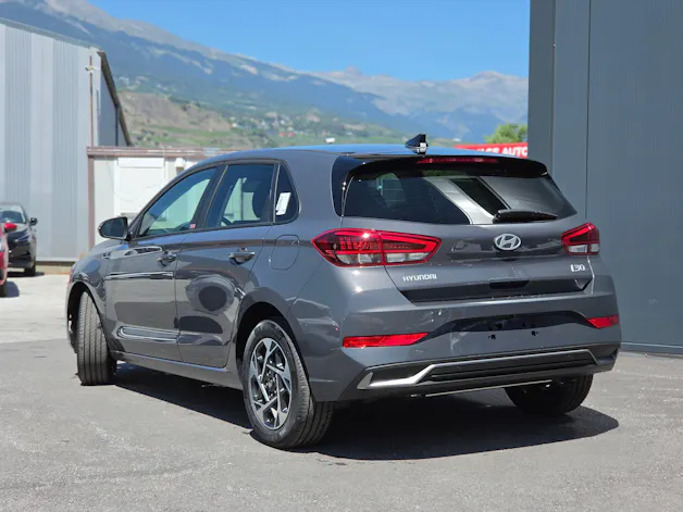 Hyundai i30 1.5 T-GDi Amplia DCT