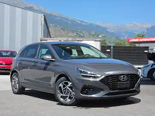 Hyundai i30 1.5 T-GDi Amplia DCT