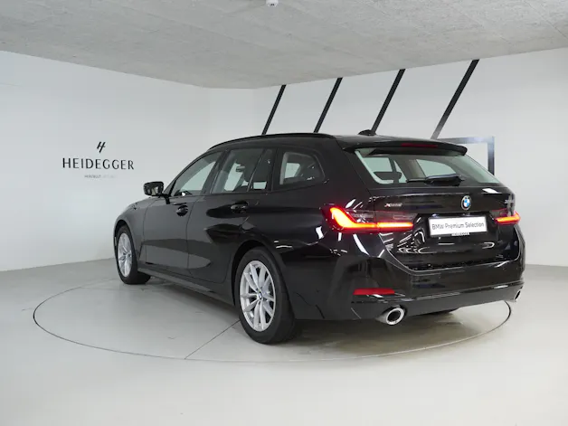 BMW 320d xDrive 48V Touring Steptronic