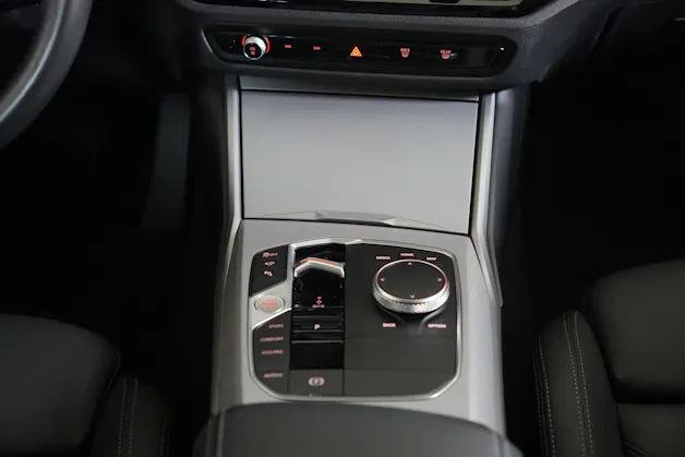 BMW 320d xDrive 48V Touring Steptronic