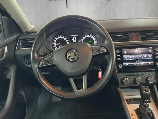 Škoda Octavia Combi 1.6 TDI Ambition DSG