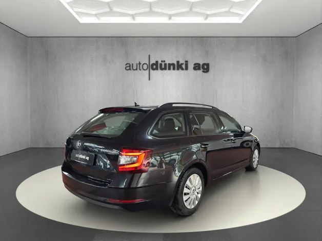 Škoda Octavia Combi 1.6 TDI Ambition DSG