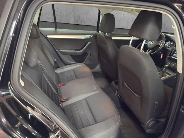 Škoda Octavia Combi 1.6 TDI Ambition DSG
