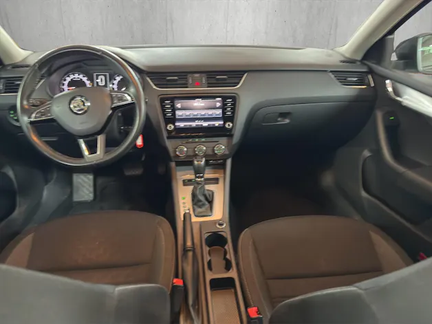 Škoda Octavia Combi 1.6 TDI Ambition DSG