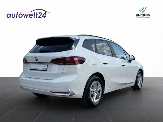 BMW 225e xDrive Active Tourer