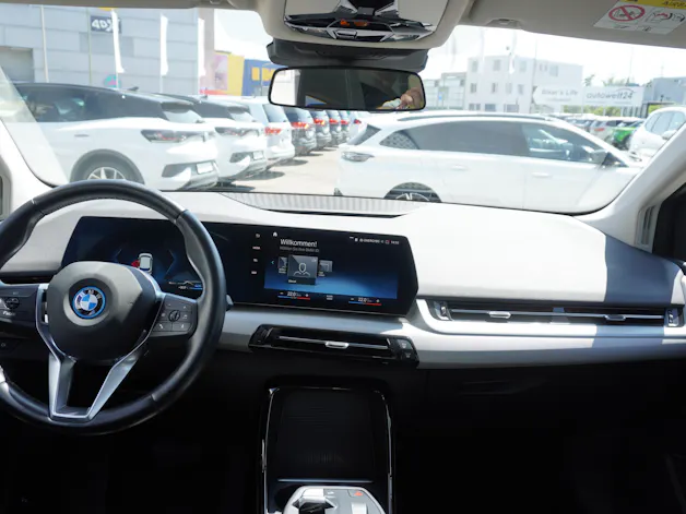 BMW 225e xDrive Active Tourer