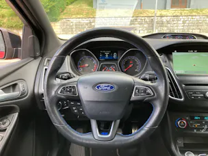 Ford Focus 2.3 RS+ Race Red Ed