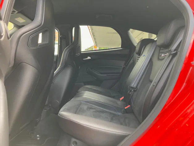 Ford Focus 2.3 RS+ Race Red Ed