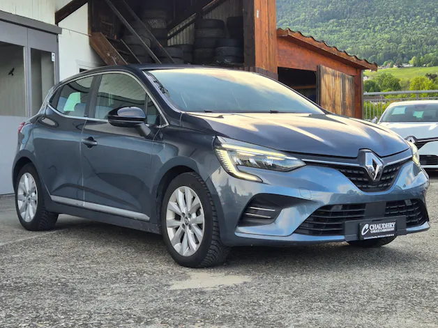 Renault Clio 1.6 E-Tech Intens