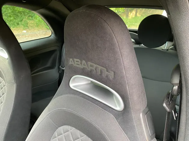 Fiat 595 Abarth Cabrio 1.4 145