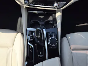 BMW M550i xDrive Steptronic