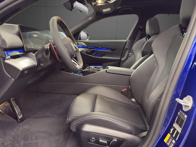 BMW M5 xDrive Touring