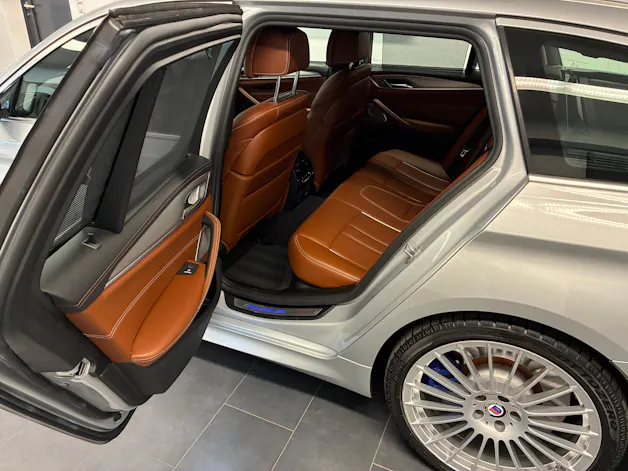BMW Alpina BMW-ALPINA B5 Touring 4.4 Biturbo 4x4