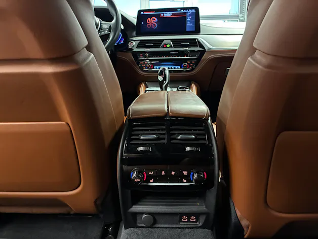 BMW Alpina BMW-ALPINA B5 Touring 4.4 Biturbo 4x4