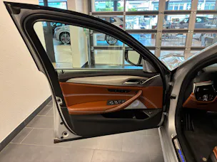 BMW Alpina BMW-ALPINA B5 Touring 4.4 Biturbo 4x4