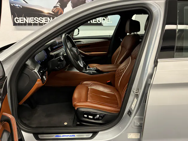 BMW Alpina BMW-ALPINA B5 Touring 4.4 Biturbo 4x4