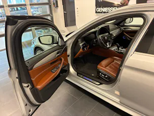 BMW Alpina BMW-ALPINA B5 Touring 4.4 Biturbo 4x4