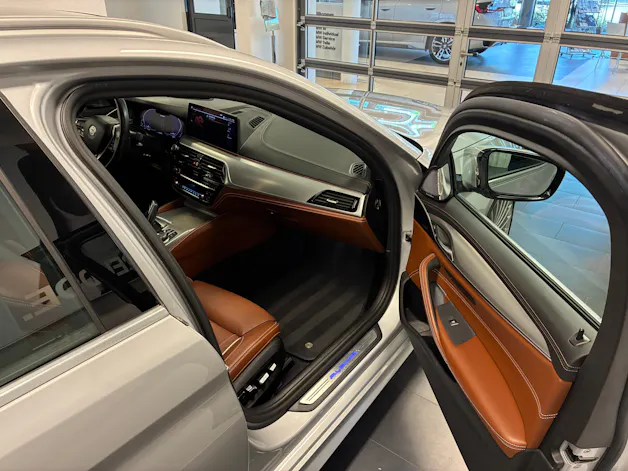 BMW Alpina BMW-ALPINA B5 Touring 4.4 Biturbo 4x4