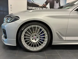 BMW Alpina BMW-ALPINA B5 Touring 4.4 Biturbo 4x4