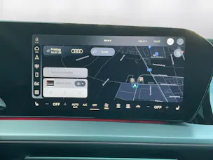 Audi Q4 e-tron SUV quattro performance Swiss Ski