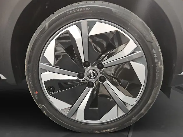 Nissan Juke 1.6 FHEV Tekna