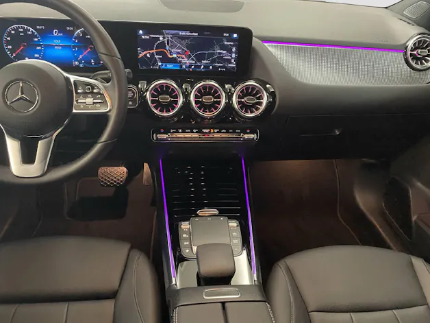 Mercedes-Benz GLA 200 Progressive 4MATIC