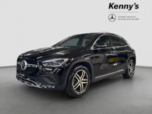 Mercedes-Benz GLA 200 Progressive 4MATIC