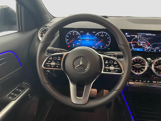 Mercedes-Benz GLA 200 Progressive 4MATIC