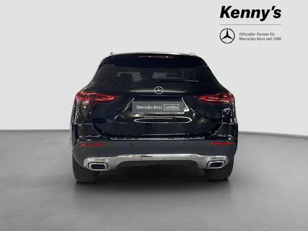 Mercedes-Benz GLA 200 Progressive 4MATIC