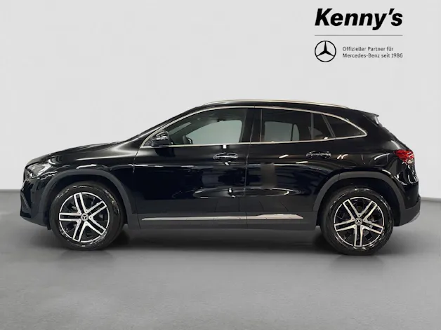Mercedes-Benz GLA 200 Progressive 4MATIC