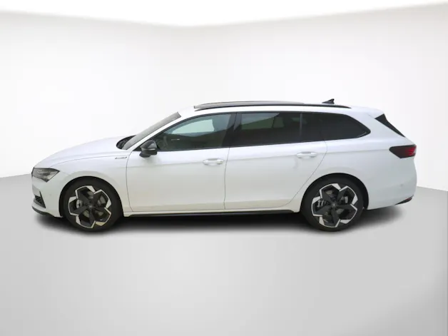 Škoda Superb 2.0 TDI Sportline 4x4 DSG