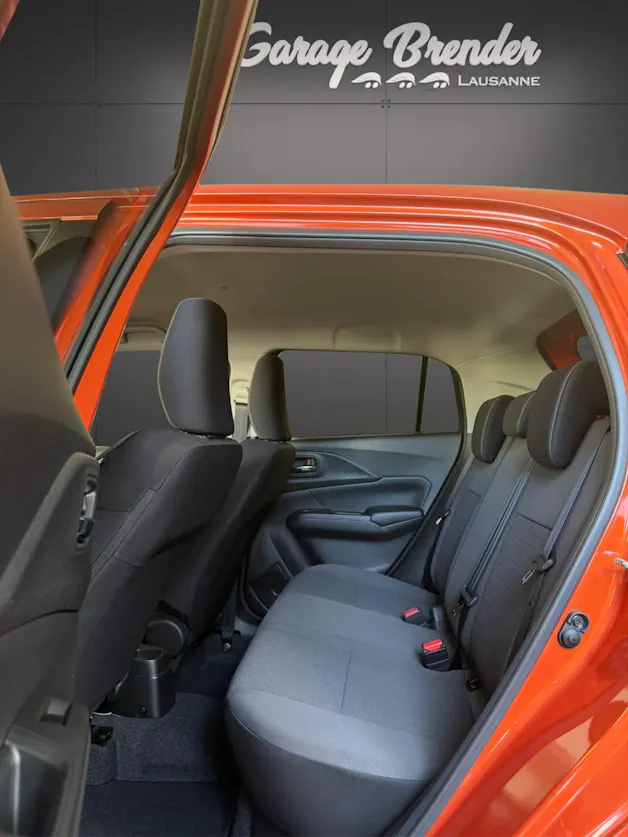 Suzuki Swift 1.2 Sakura Hybrid 4x4
