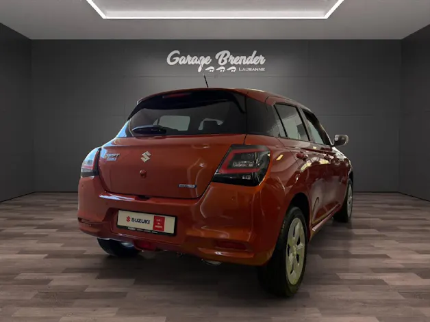 Suzuki Swift 1.2 Sakura Hybrid 4x4