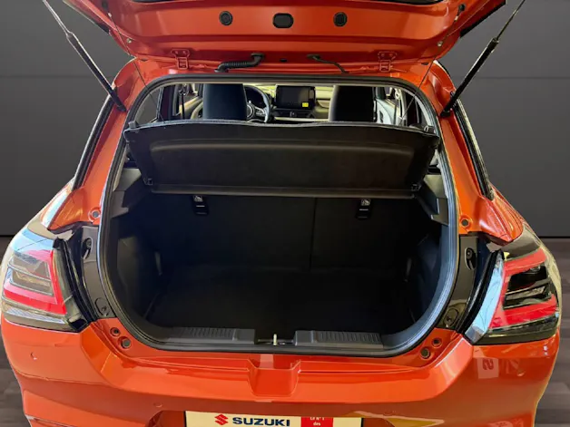 Suzuki Swift 1.2 Sakura Hybrid 4x4