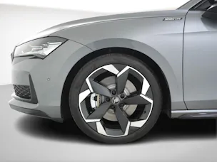 Škoda Superb 2.0 TDI Sportline 4x4 DSG