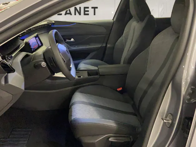 Peugeot 408 1.6 PHEV 180 Allure Pack