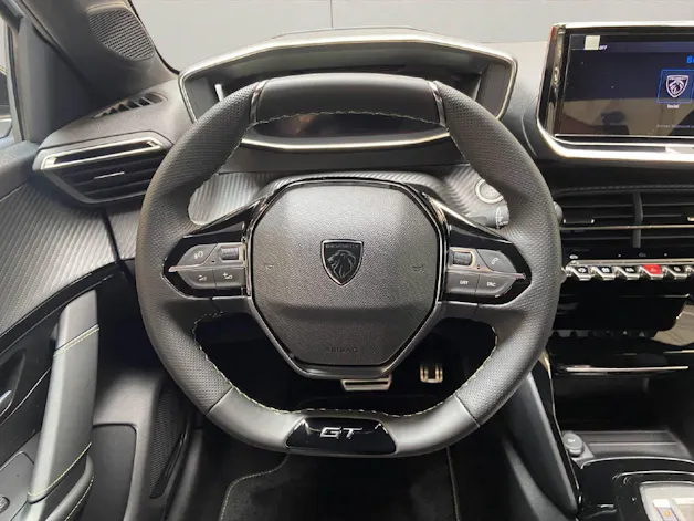 Peugeot 208 e-GT
