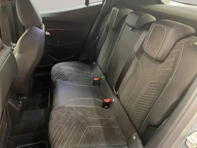 Peugeot 2008 1.2 PureTech 130 GT