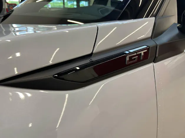Peugeot 2008 1.2 Hybrid 145 GT